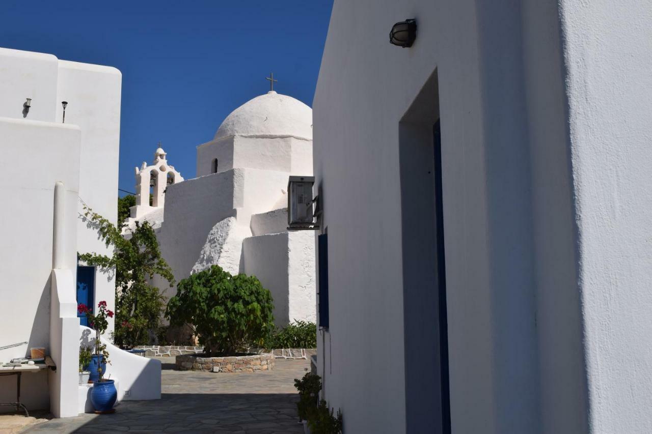 Paraporti Aparthotel Folegandros Town Exterior photo